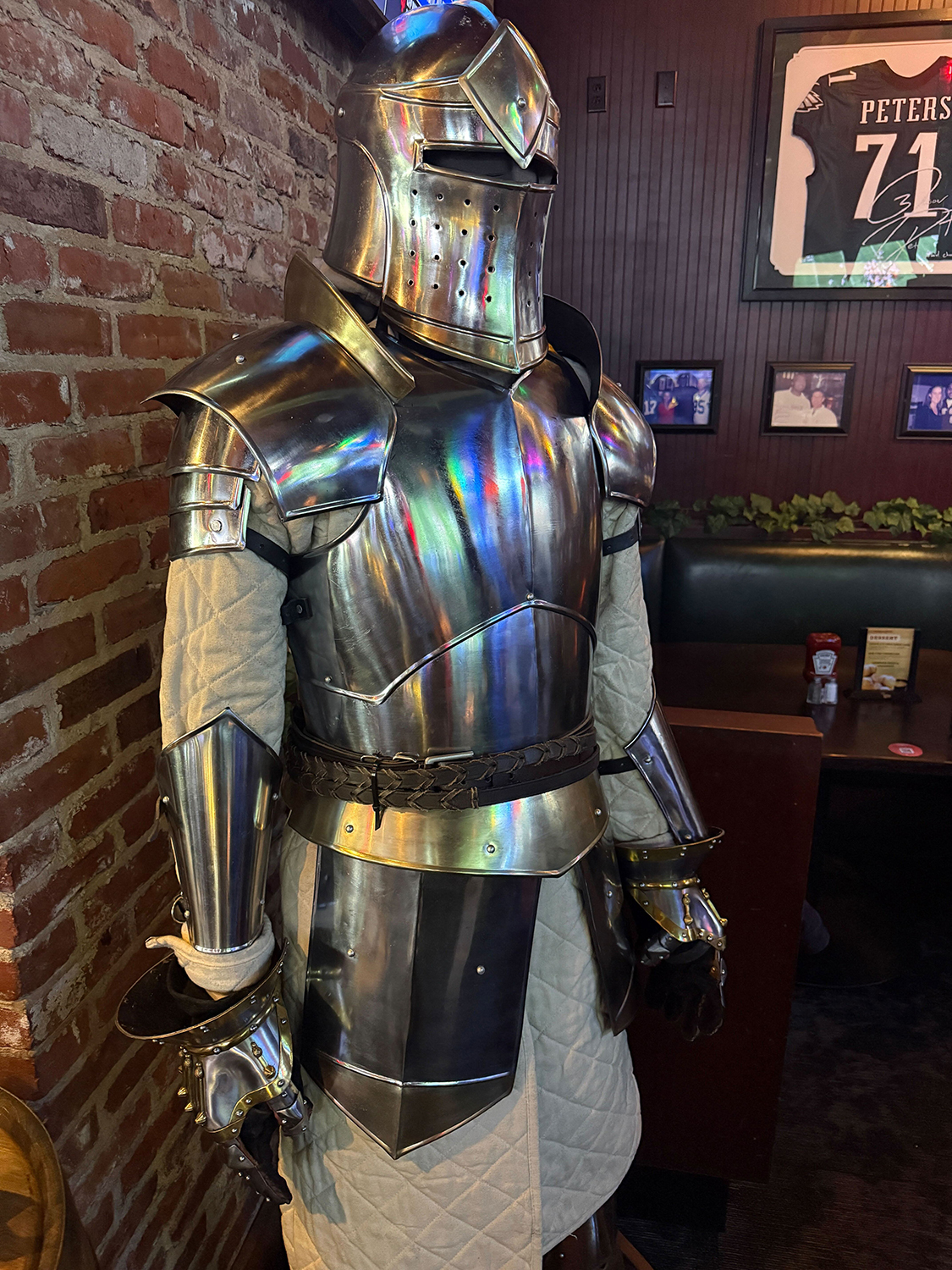 Chickies Knight - 1